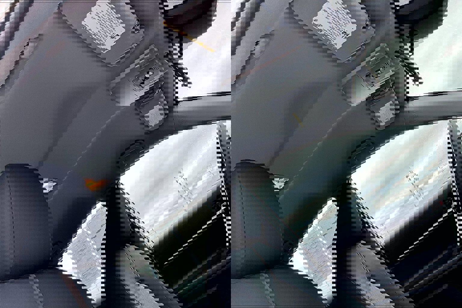 Used 2020 Toyota Camry LE image 29