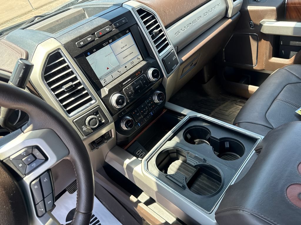Used 2017 Ford F250 King Ranch w/ King Ranch Ultimate Package AWD/4WD image 16