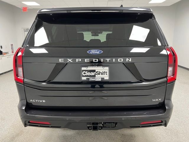Used 2025 Ford Expedition Max Active AWD/4WD image 9