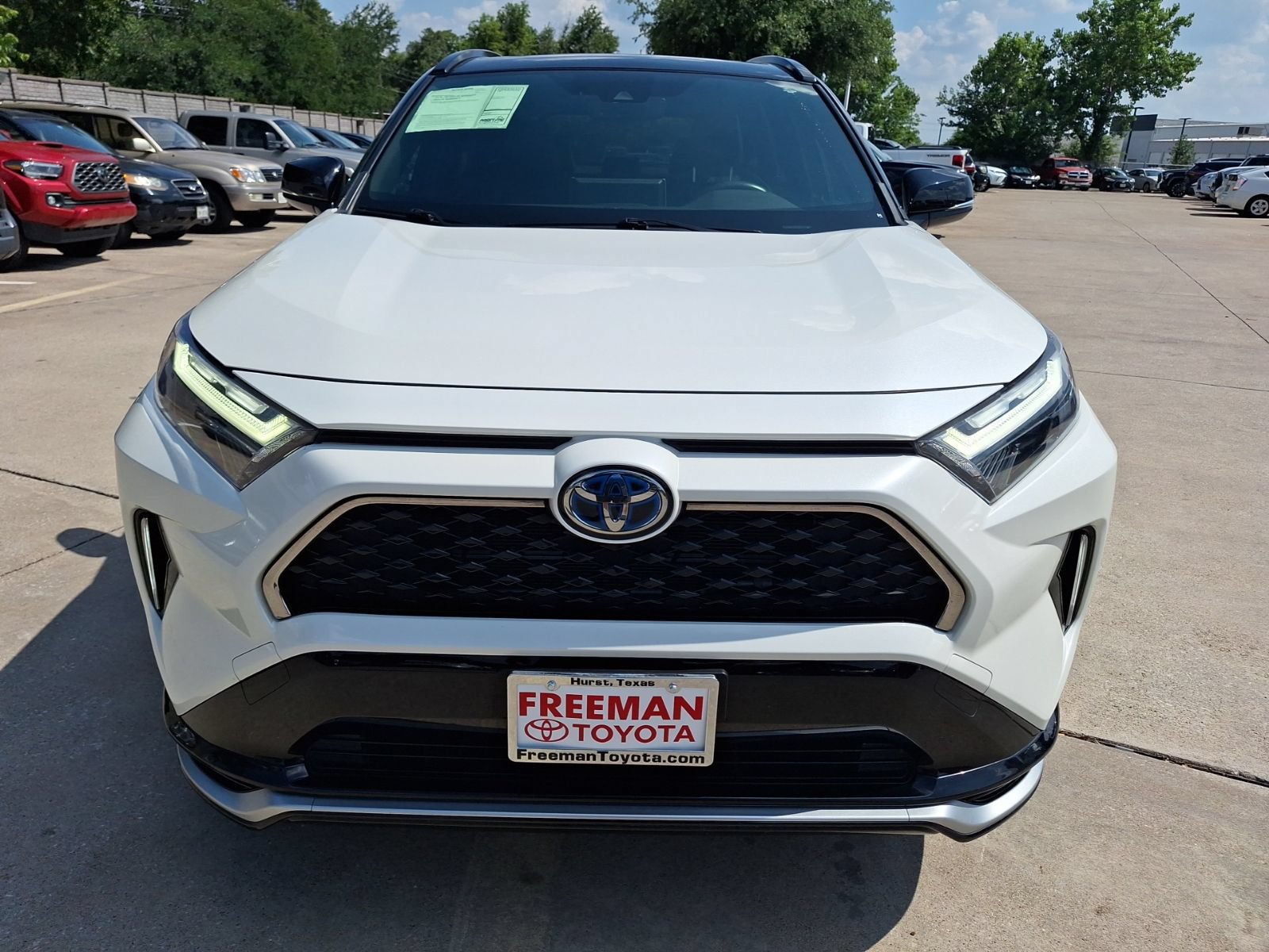 Used 2022 Toyota RAV4 XSE AWD/4WD image 9