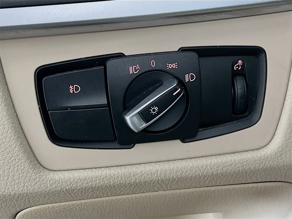 Used 2016 BMW 328i xDrive Sedan image 10