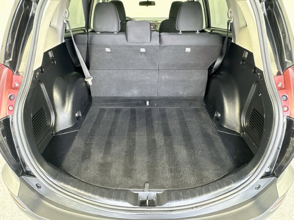 Used 2014 Toyota RAV4 LE FWD image 25