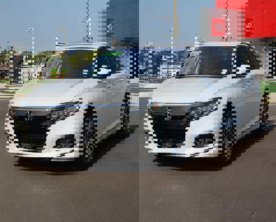 Used 2019 Honda Accord Touring image 24