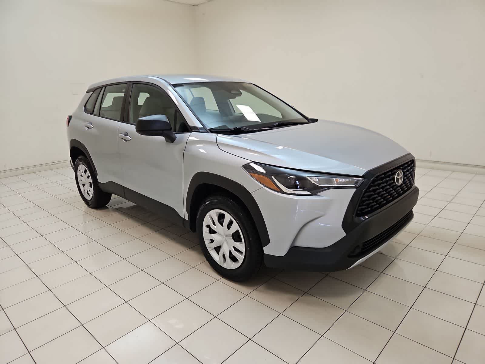 Used 2024 Toyota Corolla Cross L FWD image 22