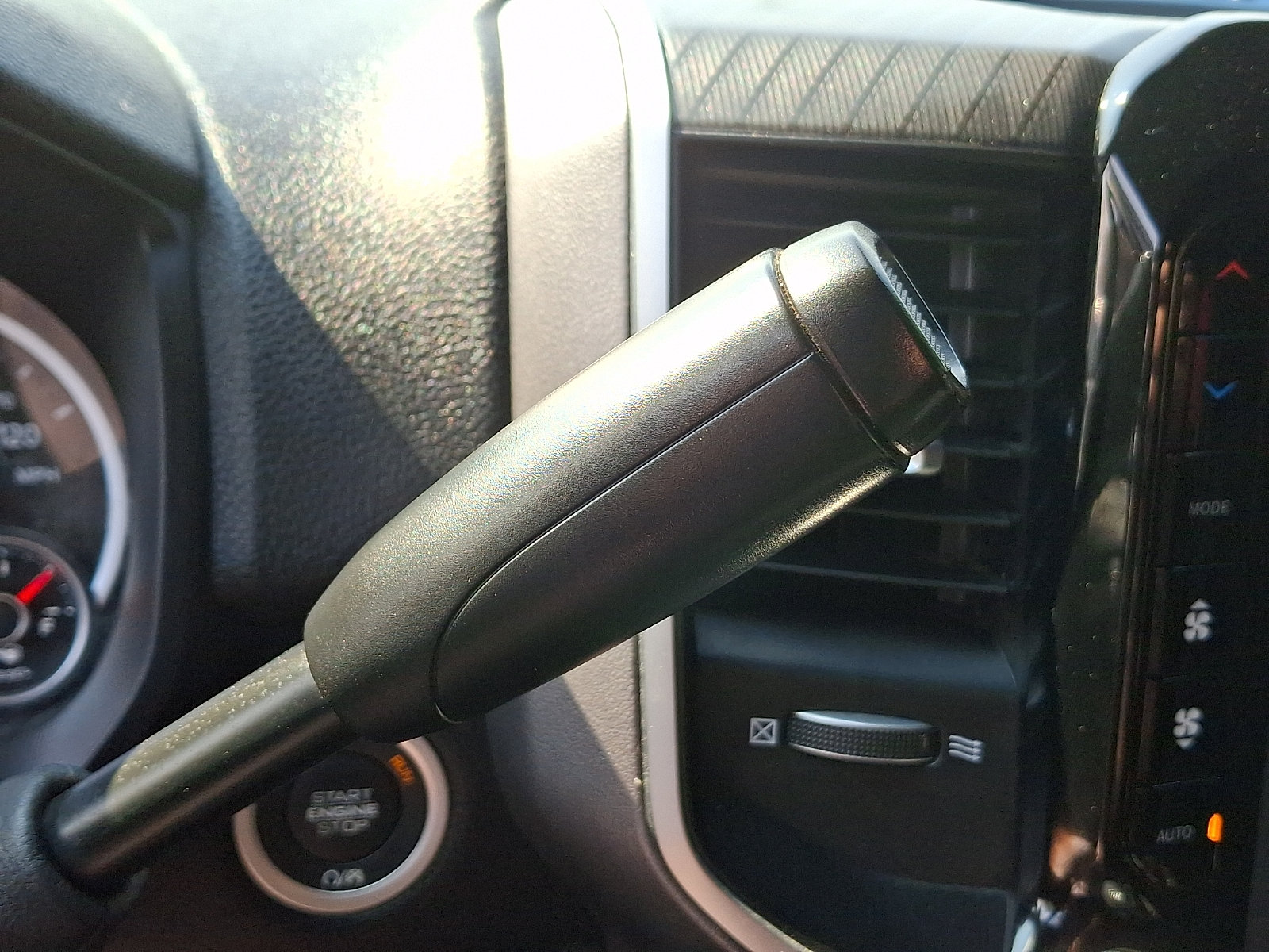Used 2025 RAM 2500 Big Horn AWD/4WD image 14