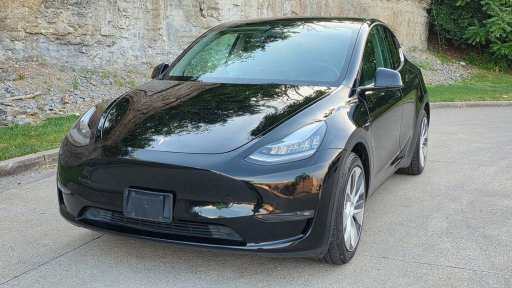 Used 2021 Tesla Model Y Long Range AWD/4WD image 4