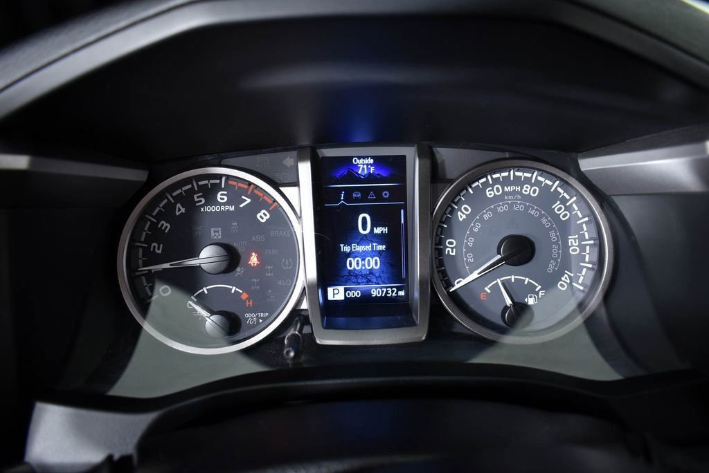 Used 2021 Toyota Tacoma SR5 image 27