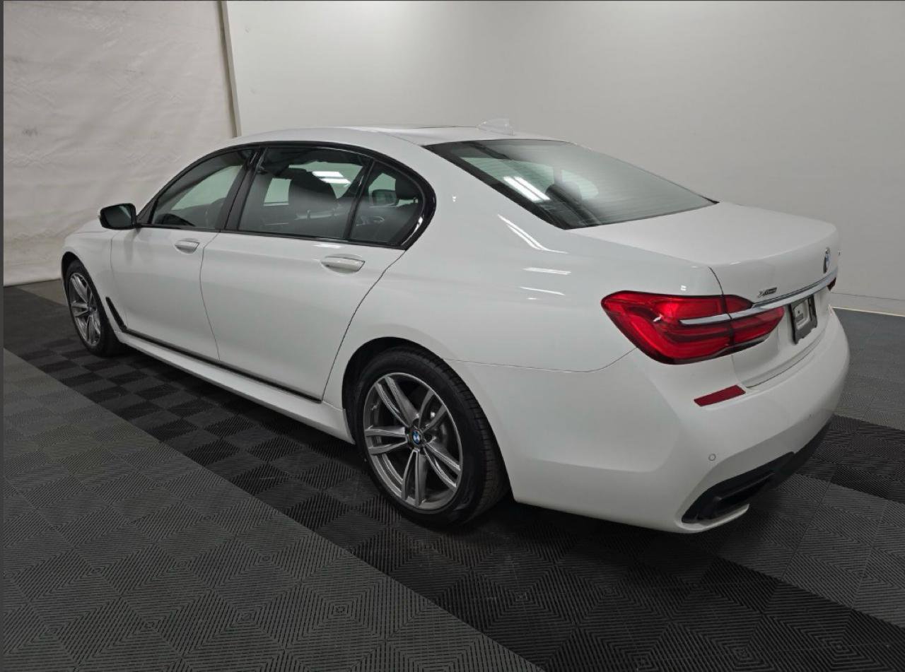 Used 2017 BMW 740i xDrive 740i xDrive Sedan image 3