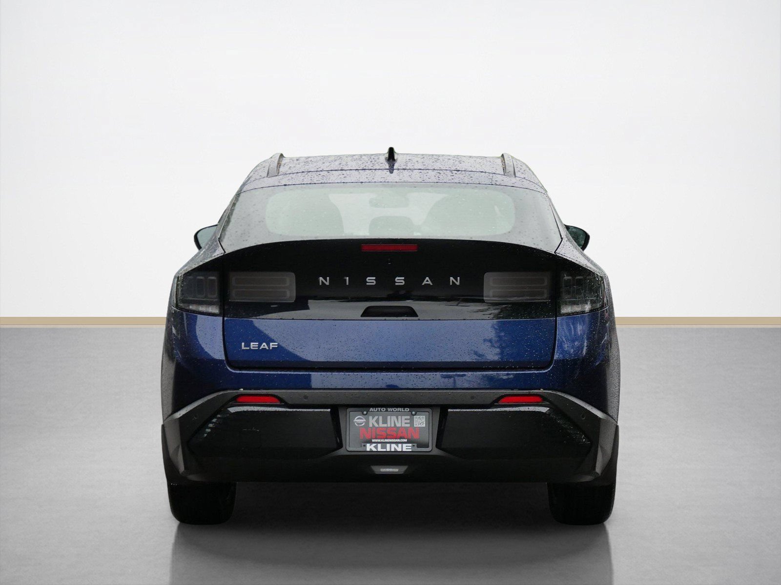 New 2026 Nissan Leaf Platinum+ w/ Cargo Package (Platinum+) FWD image 3