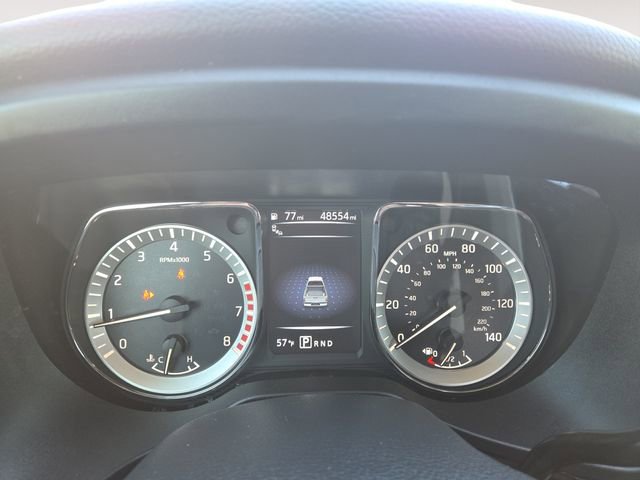 Used 2018 Nissan Titan SL image 20