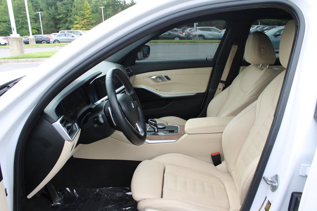 Used 2020 BMW 330i xDrive Sedan w/ Premium Package AWD/4WD image 11