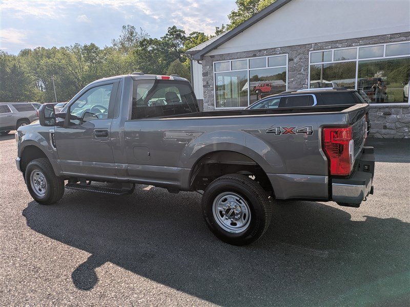 Used 2021 Ford F250 XL w/ STX Appearance Package AWD/4WD image 3