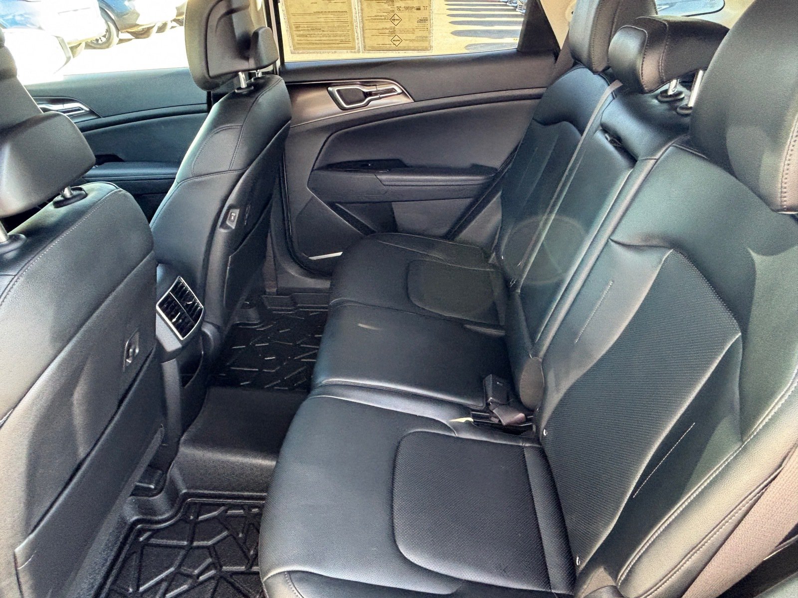 Certified 2024 Kia Sportage EX FWD image 26