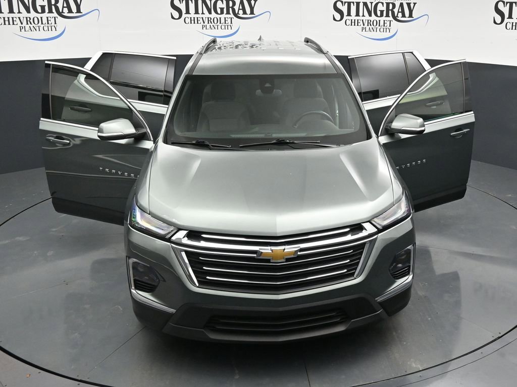 Used 2023 Chevrolet Traverse LT FWD image 25