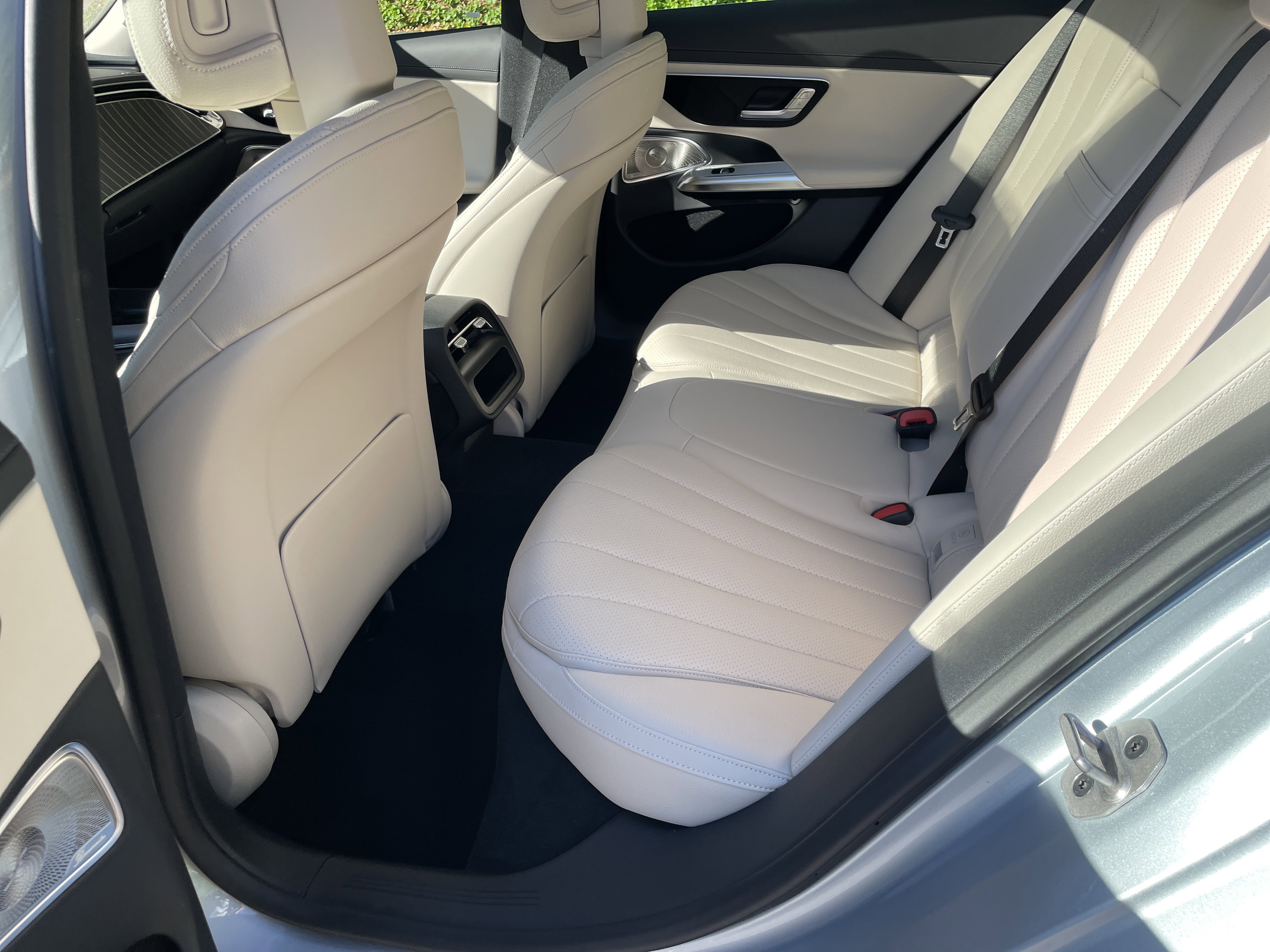 New 2026 Mercedes-Benz E 450 4MATIC Sedan image 36