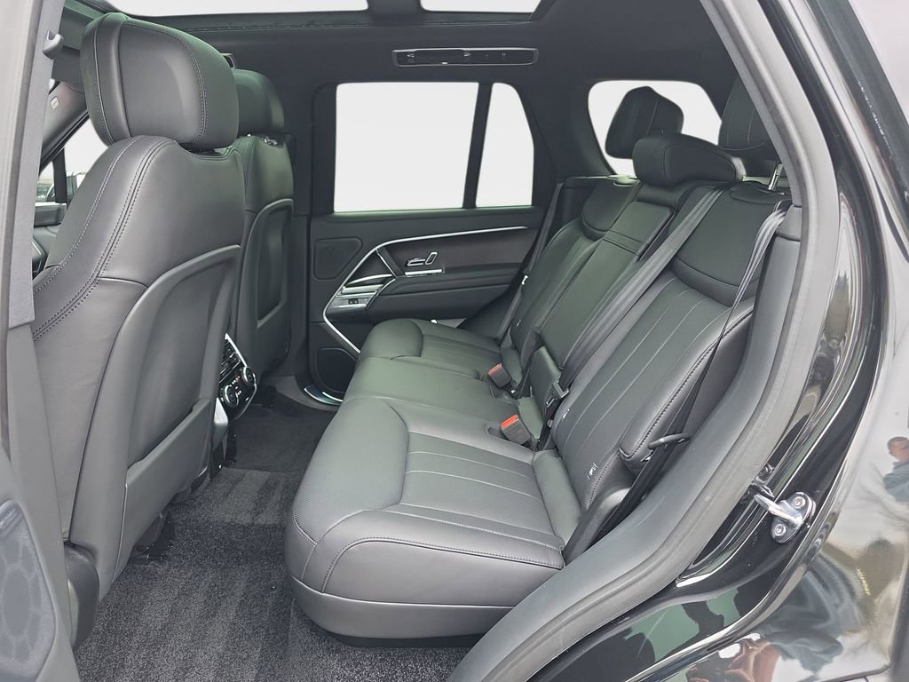New 2026 Land Rover Range Rover SE AWD/4WD image 14