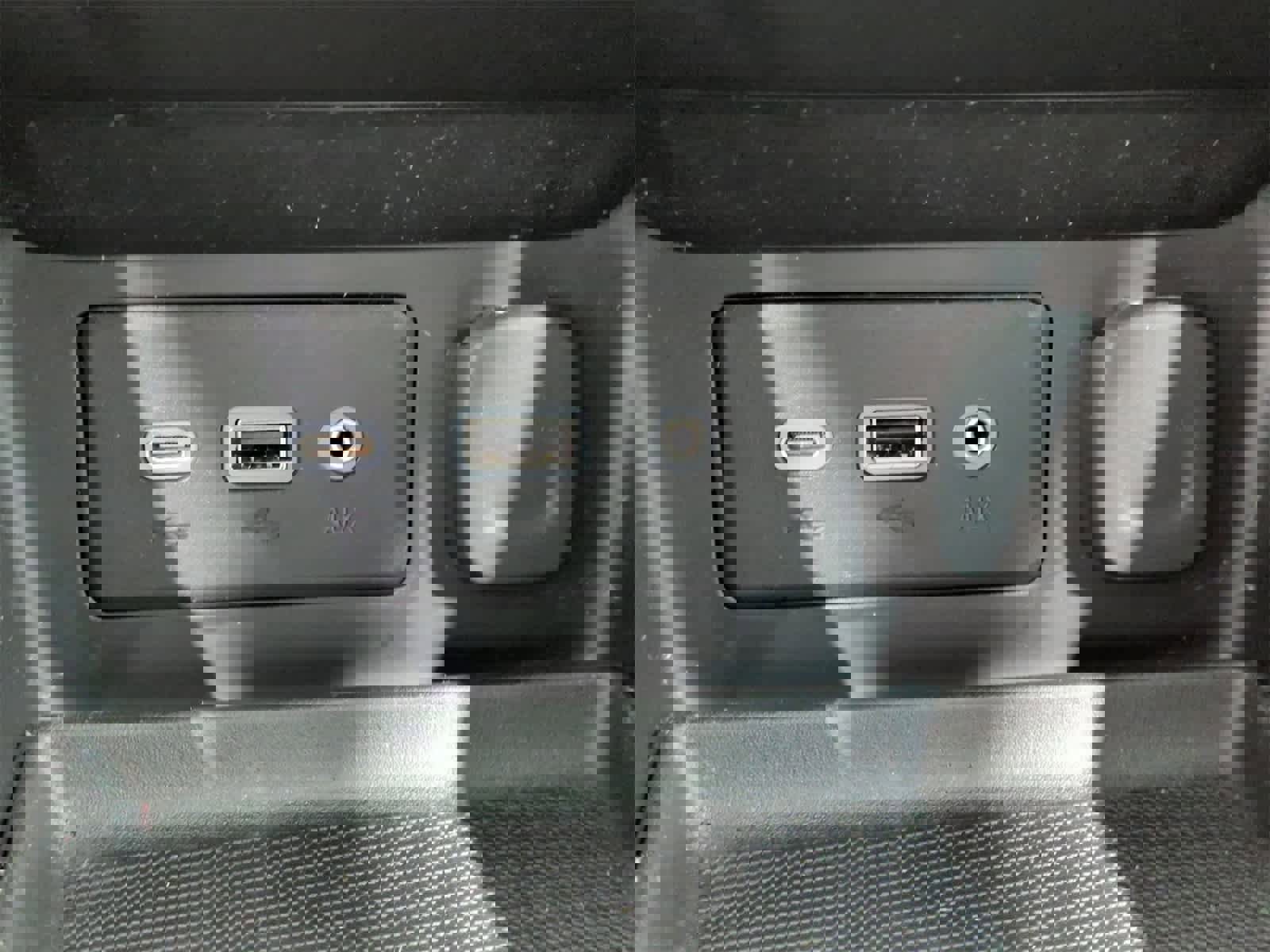 Used 2022 GMC Terrain SLE w/ Driver Convenience Package image 31