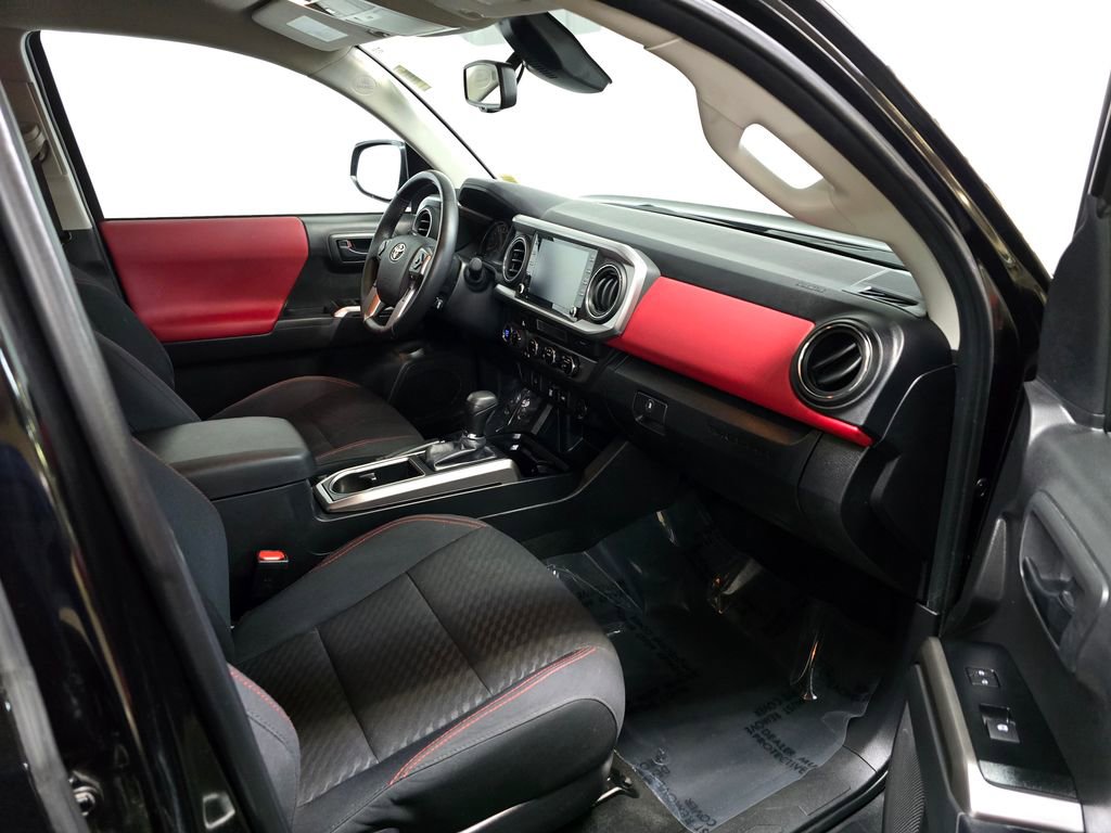 Used 2023 Toyota Tacoma SR5 AWD/4WD image 22