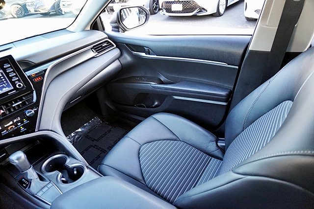 Used 2023 Toyota Camry SE FWD image 29