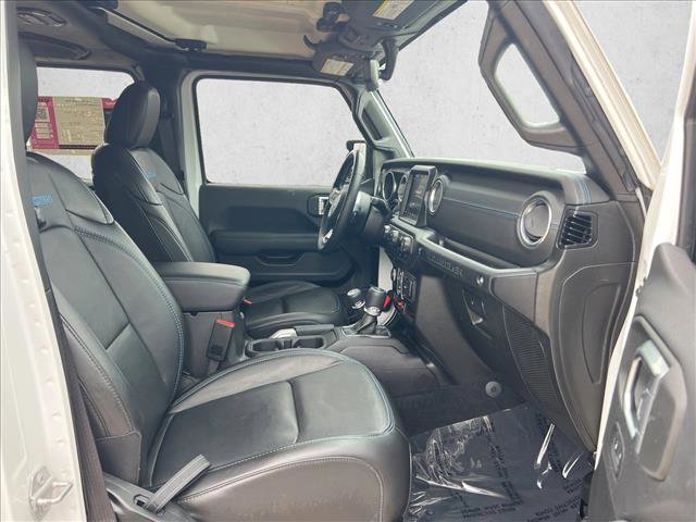 Used 2022 Jeep Wrangler Unlimited Rubicon 4xe AWD/4WD image 20