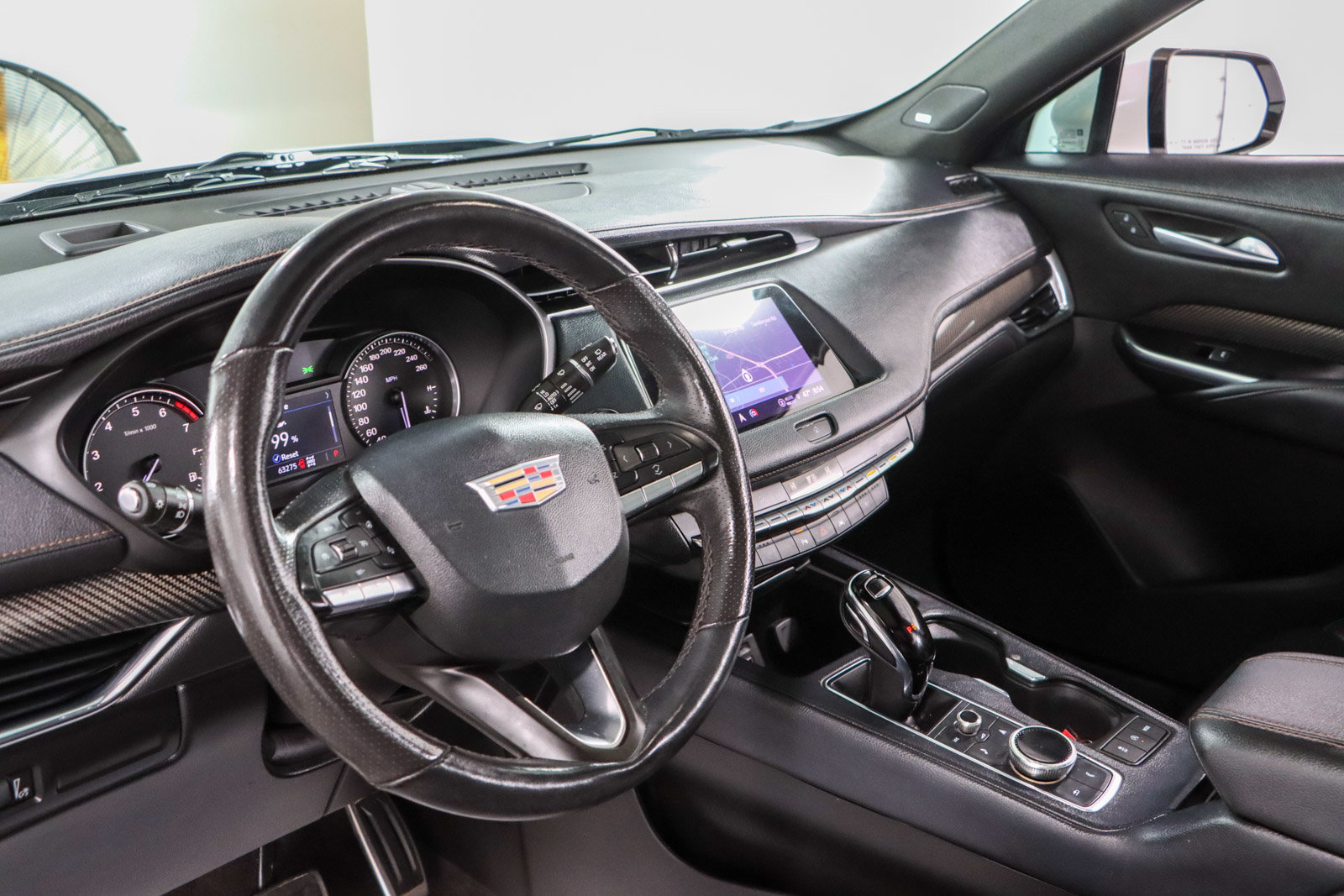 Used 2023 Cadillac XT4 Sport w/ Sun And Sound Package AWD/4WD image 23