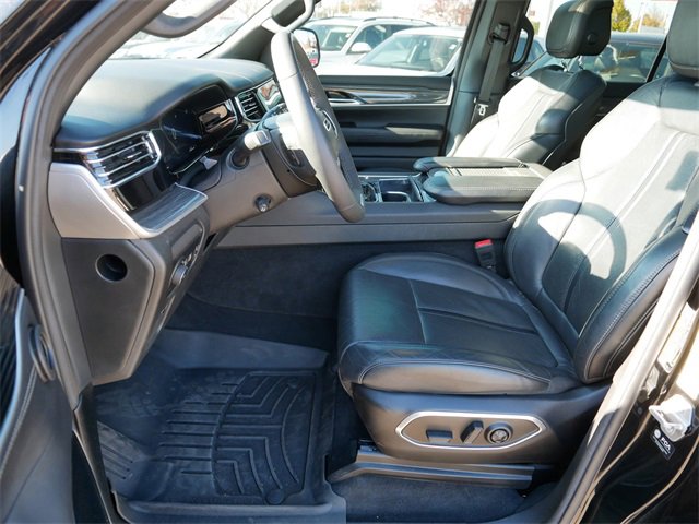 Used 2022 Jeep Wagoneer Series III w/ Premium Group I image 14