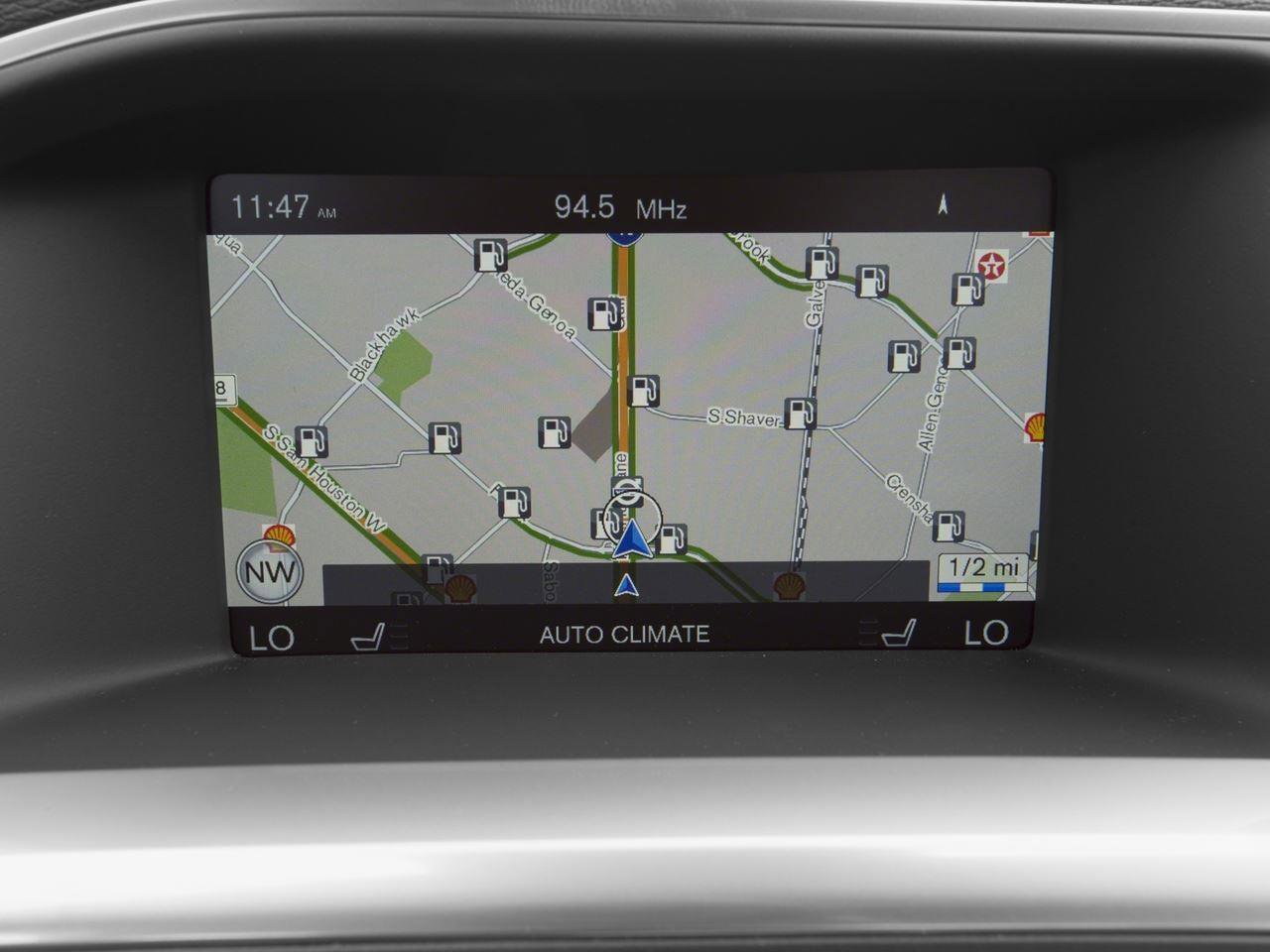 Used 2017 Volvo S60 T5 Inscription w/ Climate Package image 11