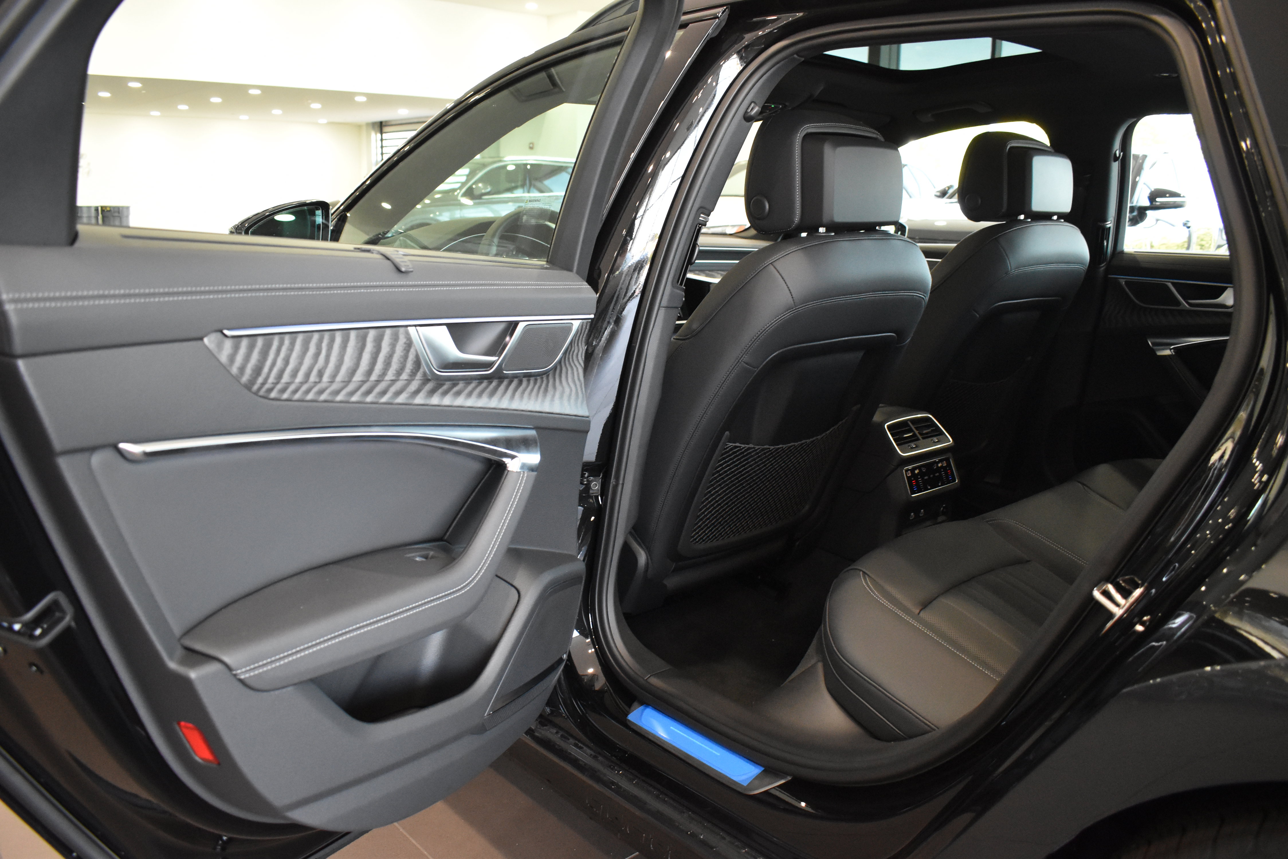 New 2026 Audi A6 Premium Plus image 30