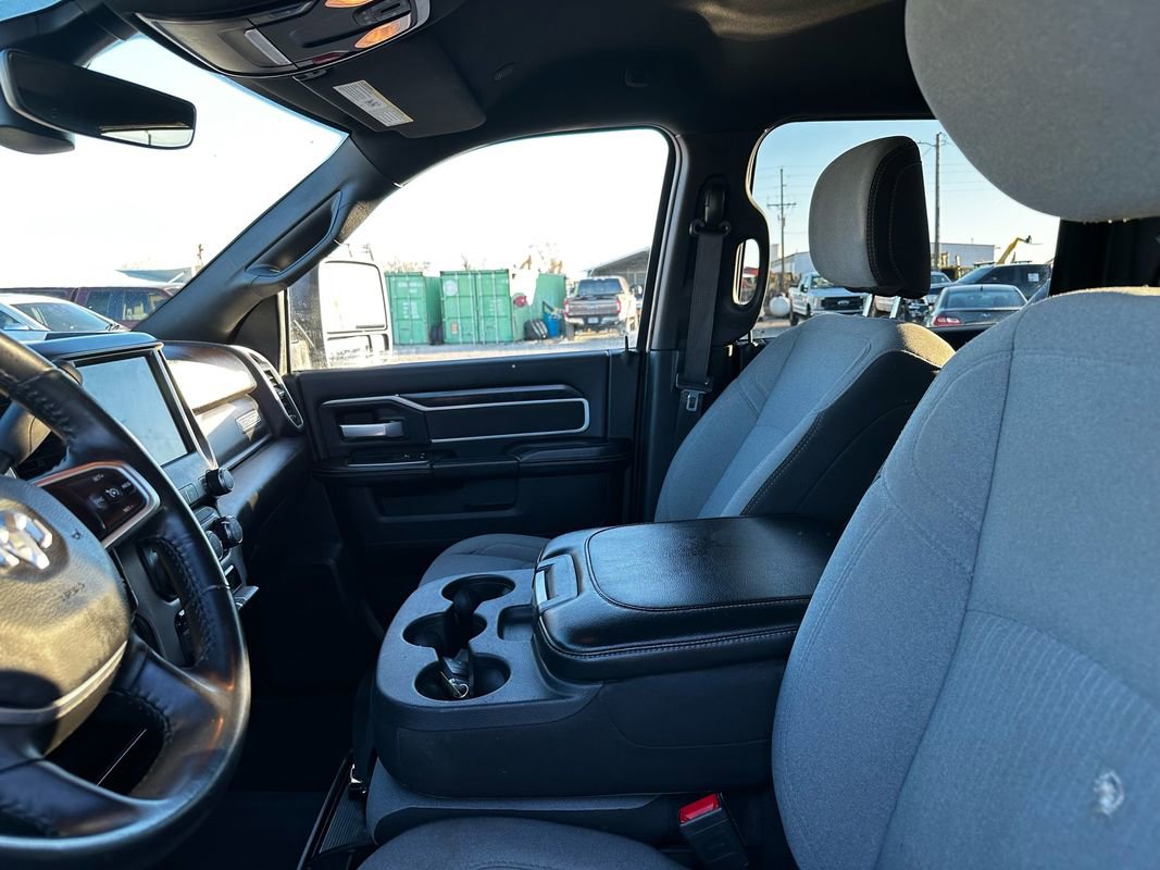 Used 2024 RAM 2500 Big Horn image 34