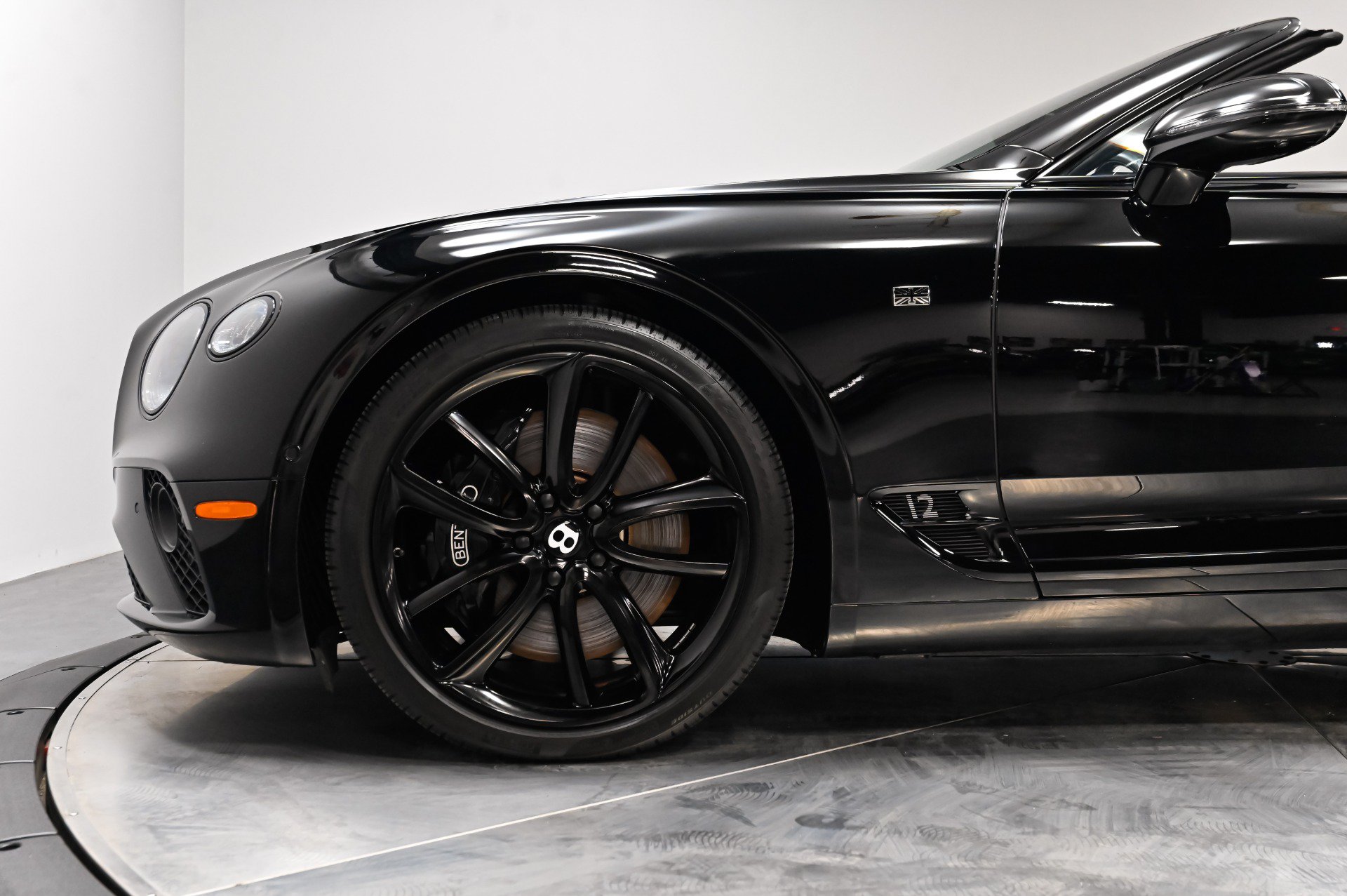 Used 2020 Bentley Continental GT w/ First Edition Specification AWD/4WD image 18