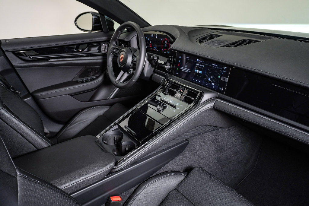 New 2026 Porsche Panamera 4 AWD/4WD image 14