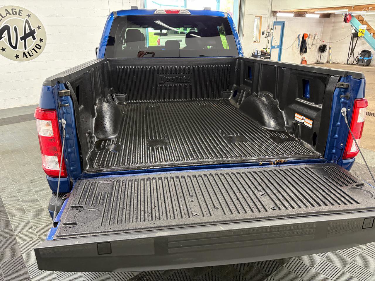 Used 2023 Ford F150 XL w/ STX Appearance Package AWD/4WD image 5