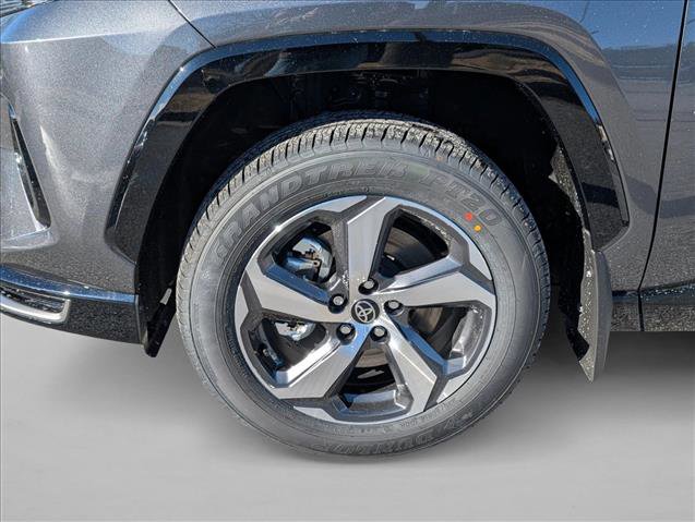 New 2025 Toyota RAV4 SE image 10