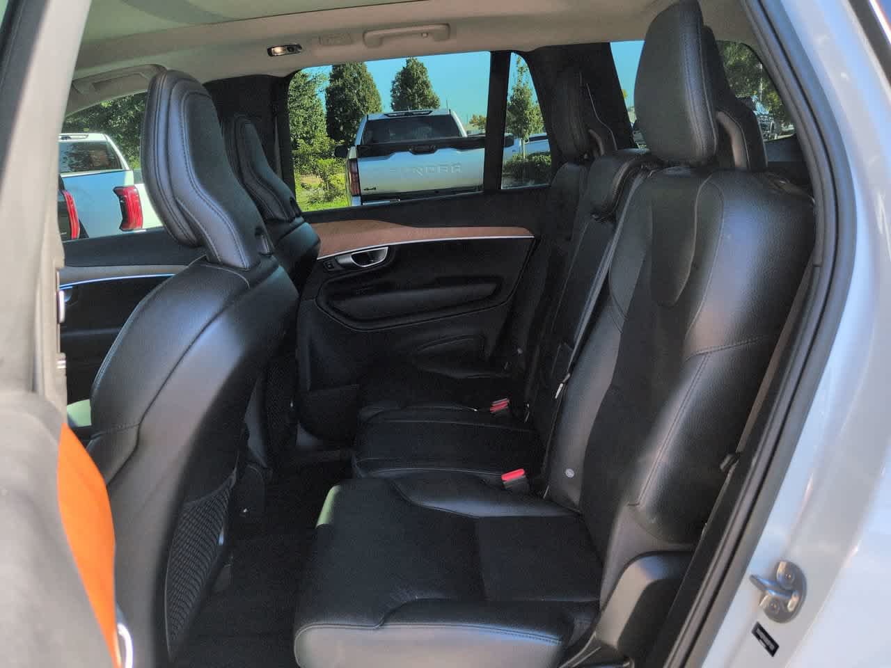 Used 2022 Volvo XC90 T5 Momentum AWD/4WD image 13