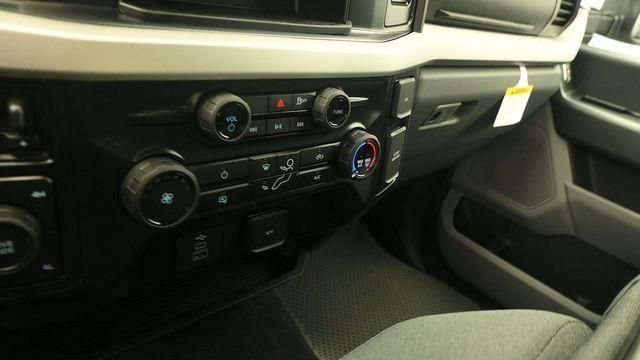 New 2026 Ford F250 XLT w/ FX4 Off-Road Package AWD/4WD image 17
