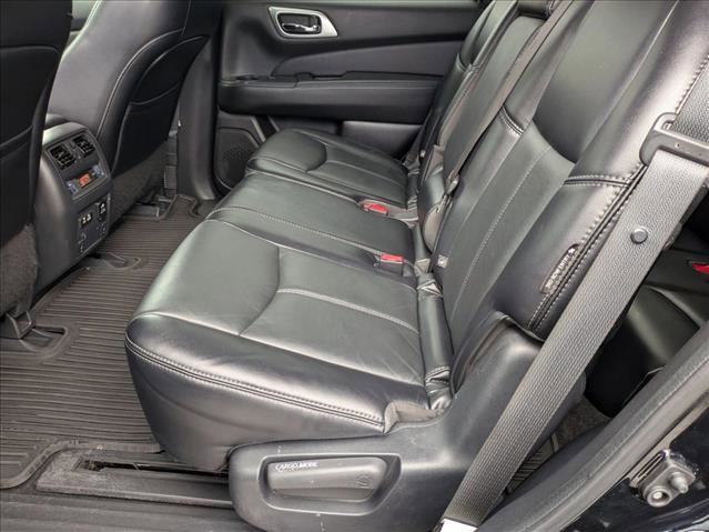 Used 2020 Nissan Pathfinder SL FWD image 19