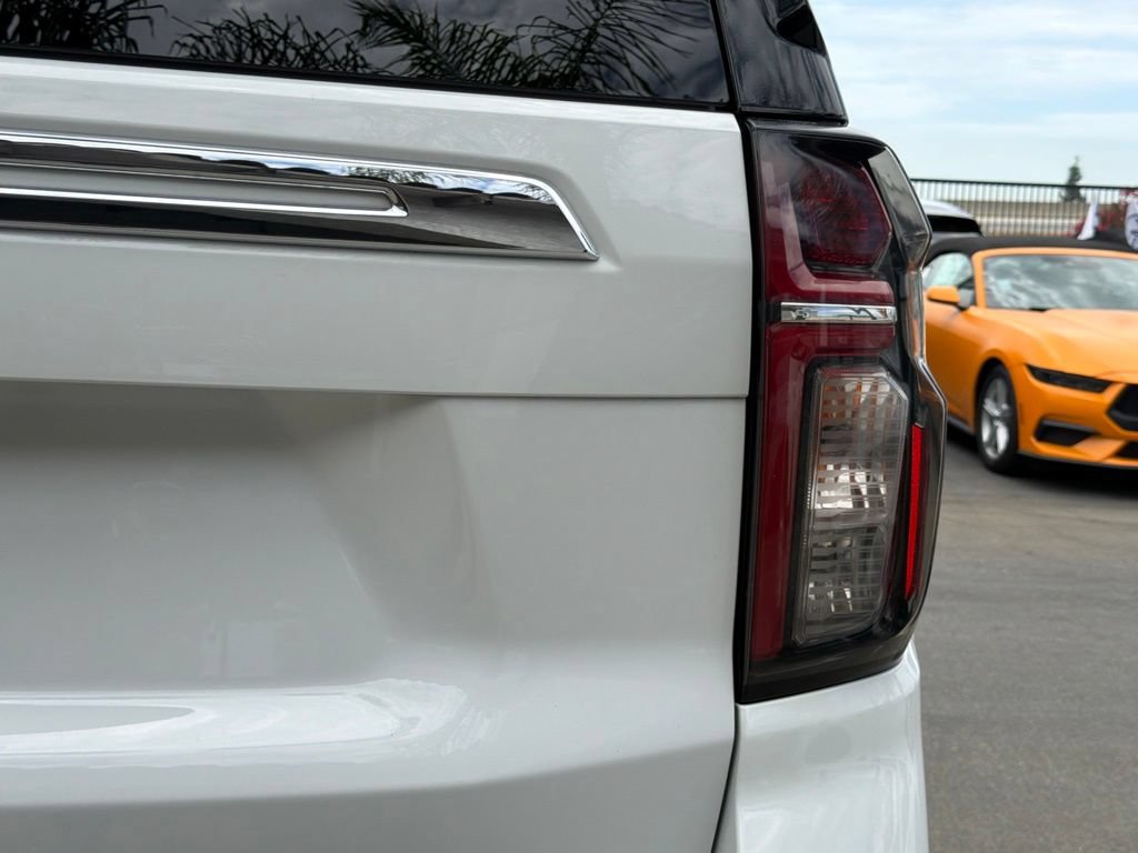 Used 2021 Chevrolet Tahoe LT w/ LT Signature Package RWD image 17