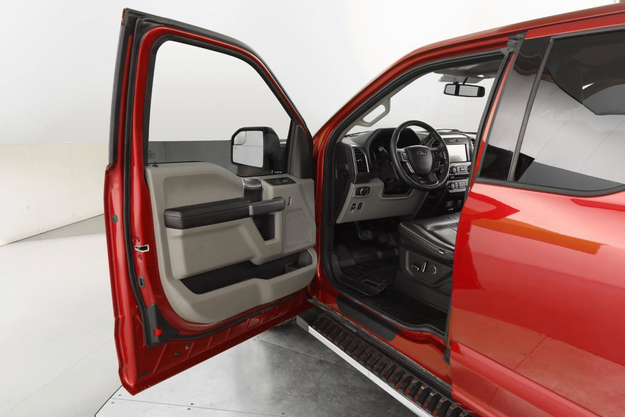 Used 2018 Ford F150 XLT w/ Equipment Group 302A Luxury image 11