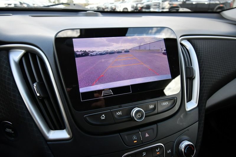 Used 2025 Chevrolet Malibu LT FWD image 25