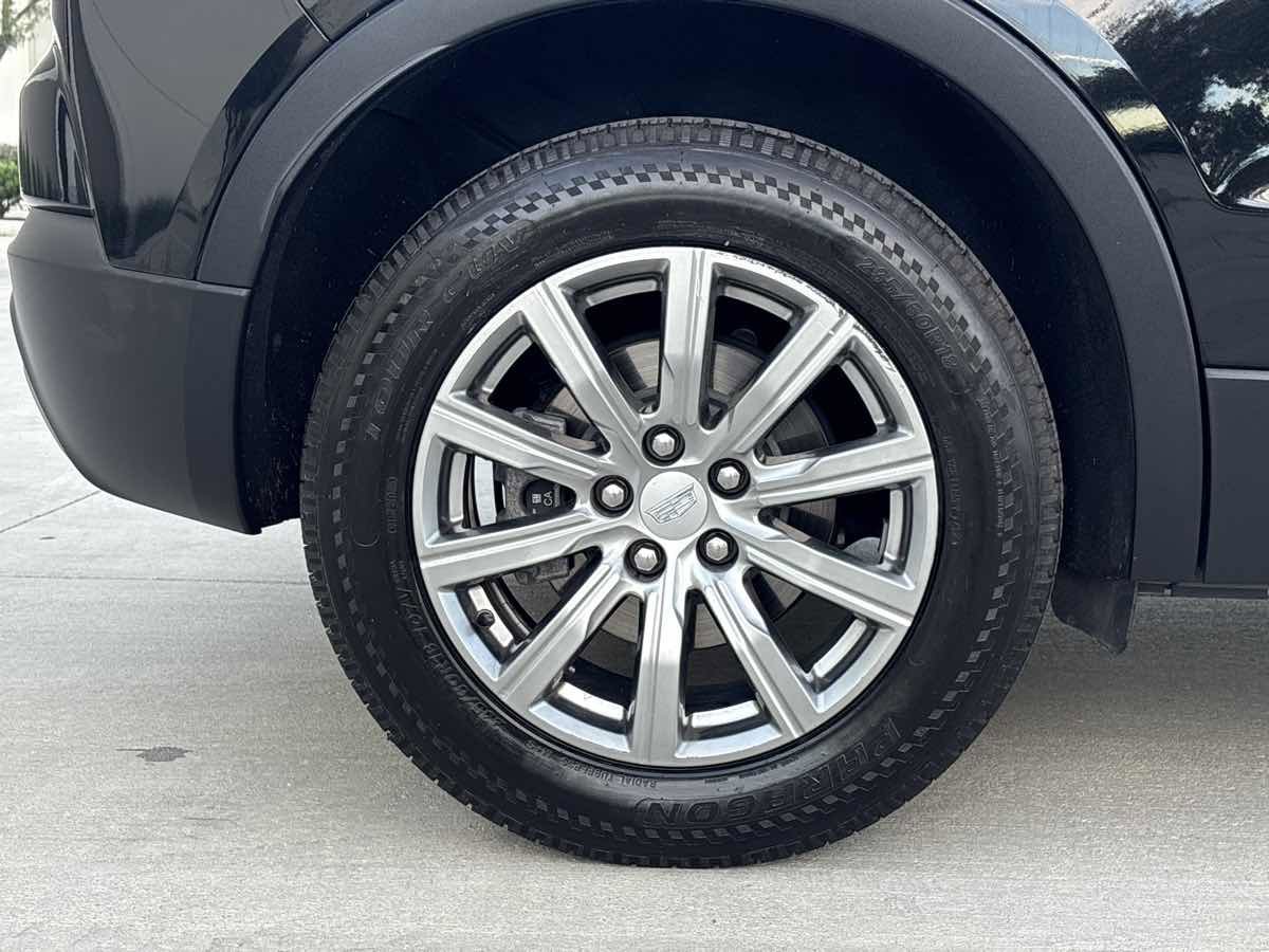 Used 2019 Cadillac XT4 Premium Luxury image 9