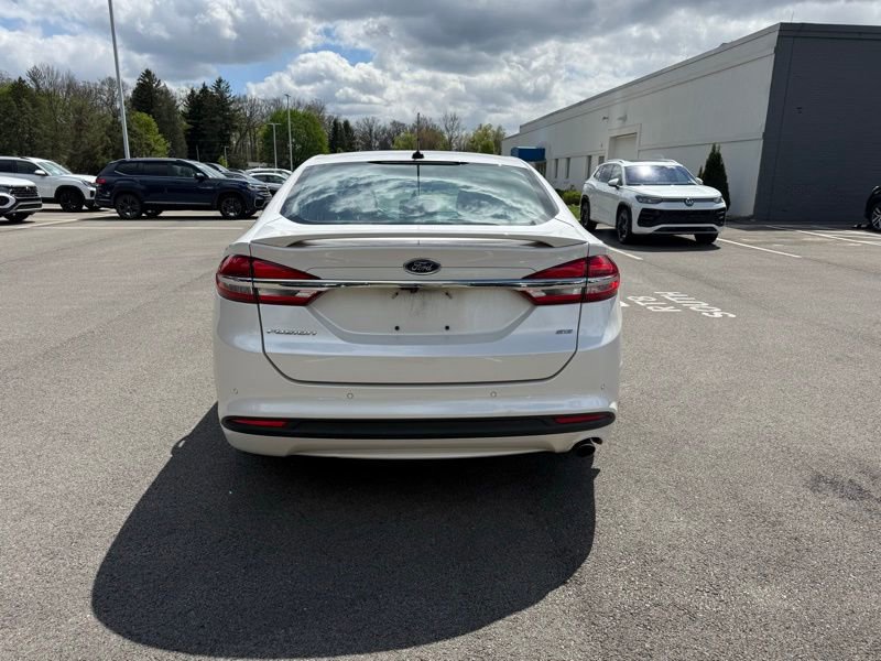 Used 2018 Ford Fusion SE w/ Equipment Group 201A image 7