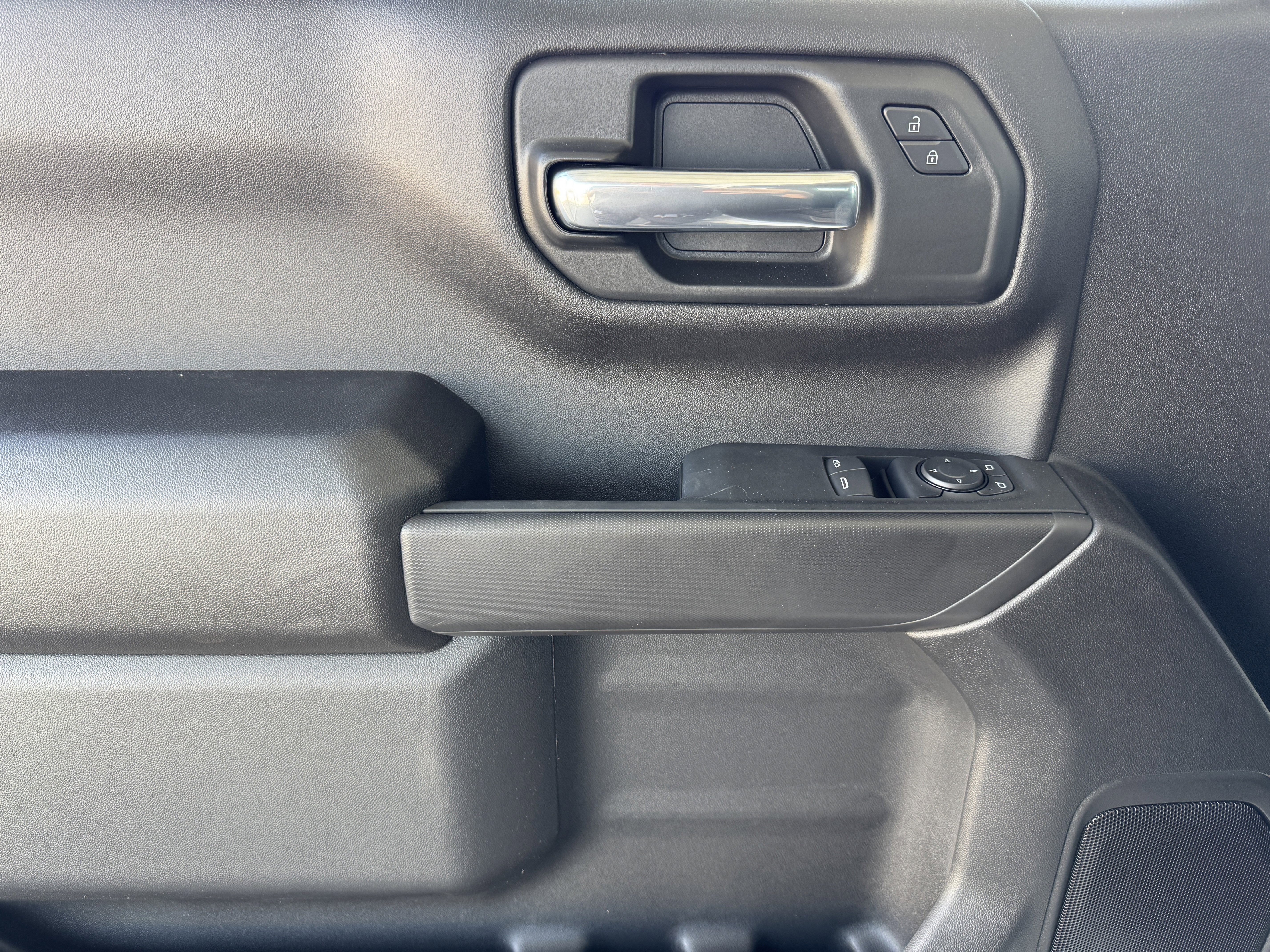 New 2026 Chevrolet Silverado 1500 W/T w/ WT Value Package image 8