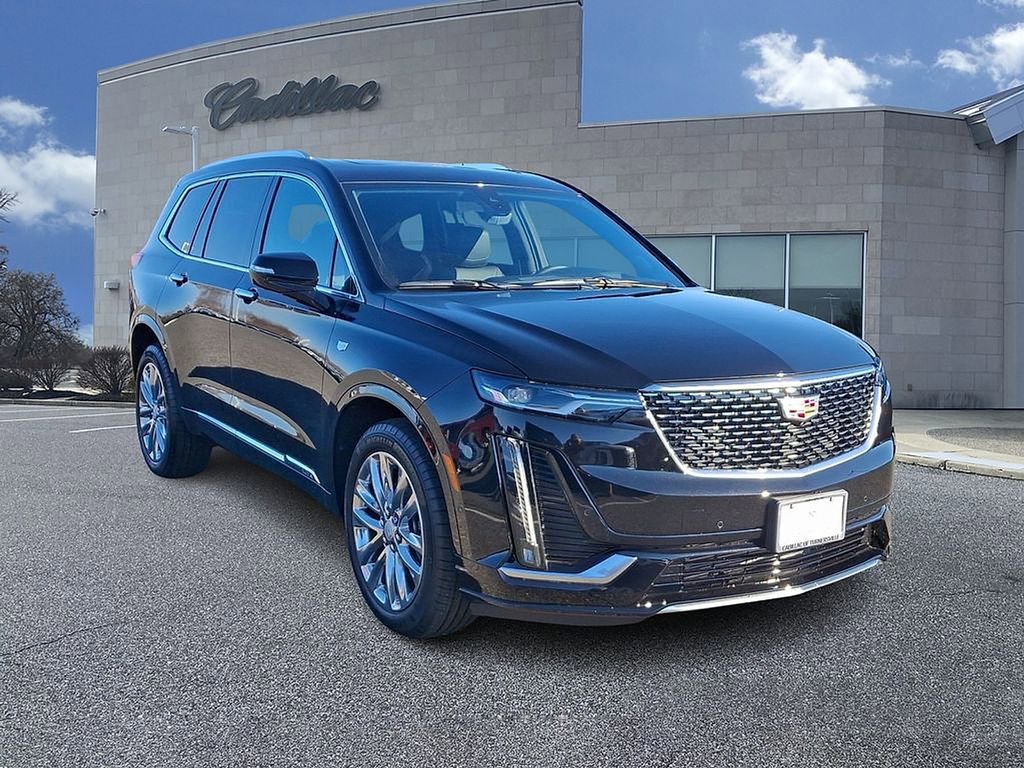 Certified 2025 Cadillac XT6 Premium Luxury w/ Technology Package image 2