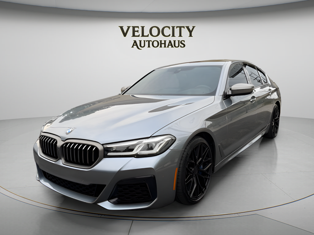 Used 2021 BMW M550i xDrive w/ Parking Assistance Package AWD/4WD image 3