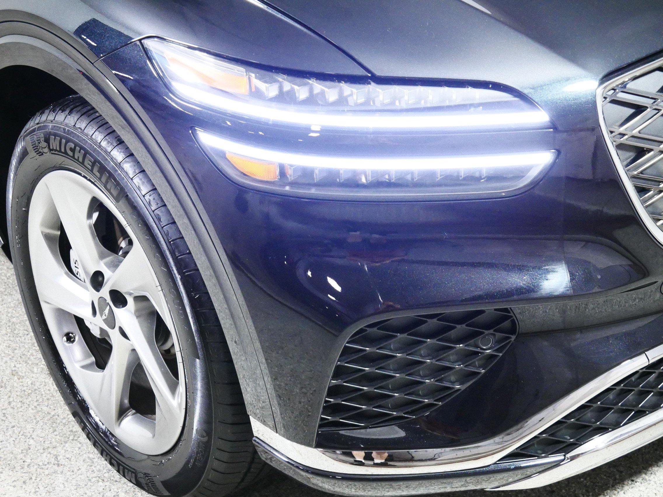 Certified 2026 Genesis GV70 2.5T AWD/4WD image 16