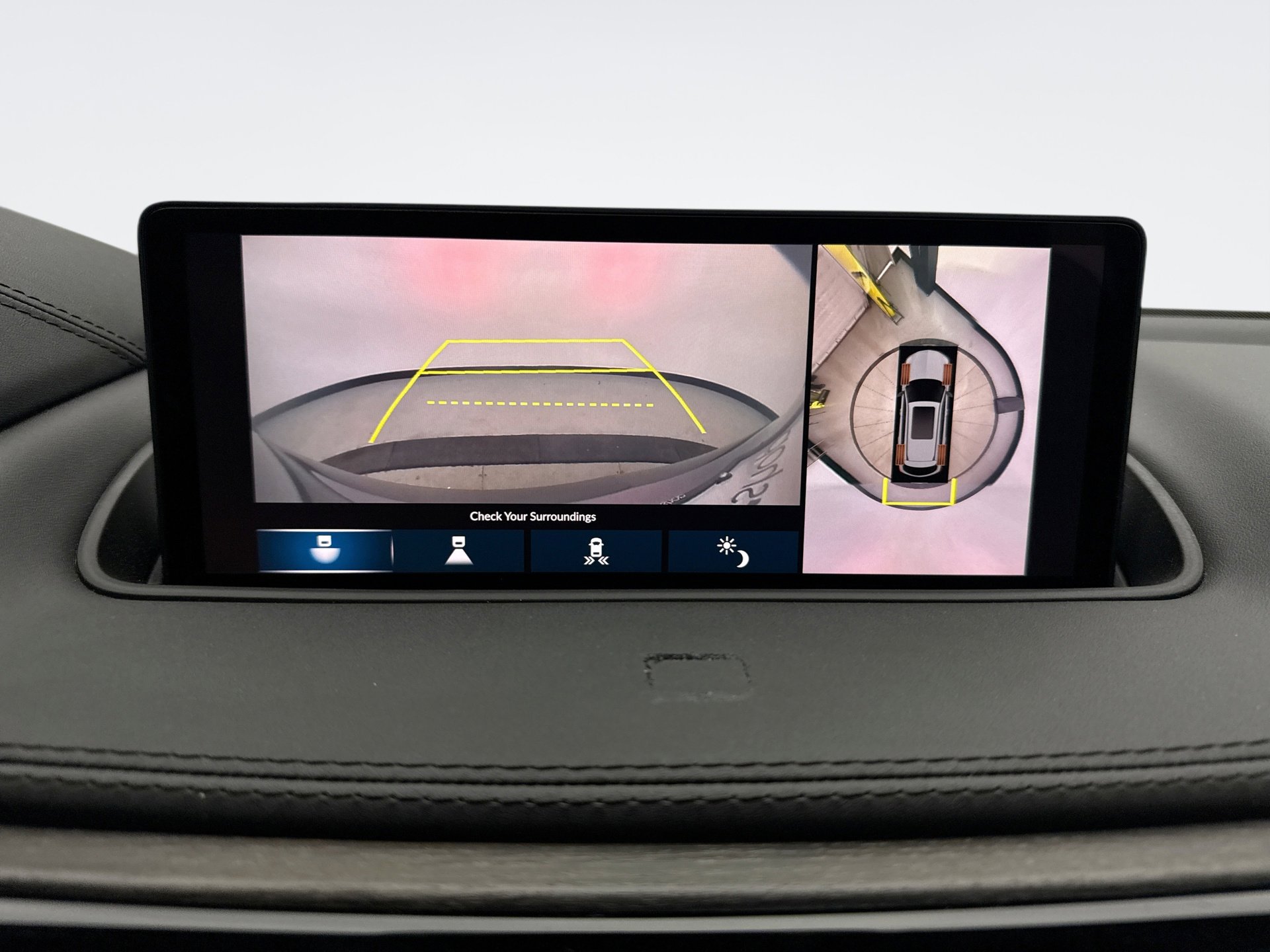 Used 2023 Acura MDX SH-AWD w/ Advance Package image 16