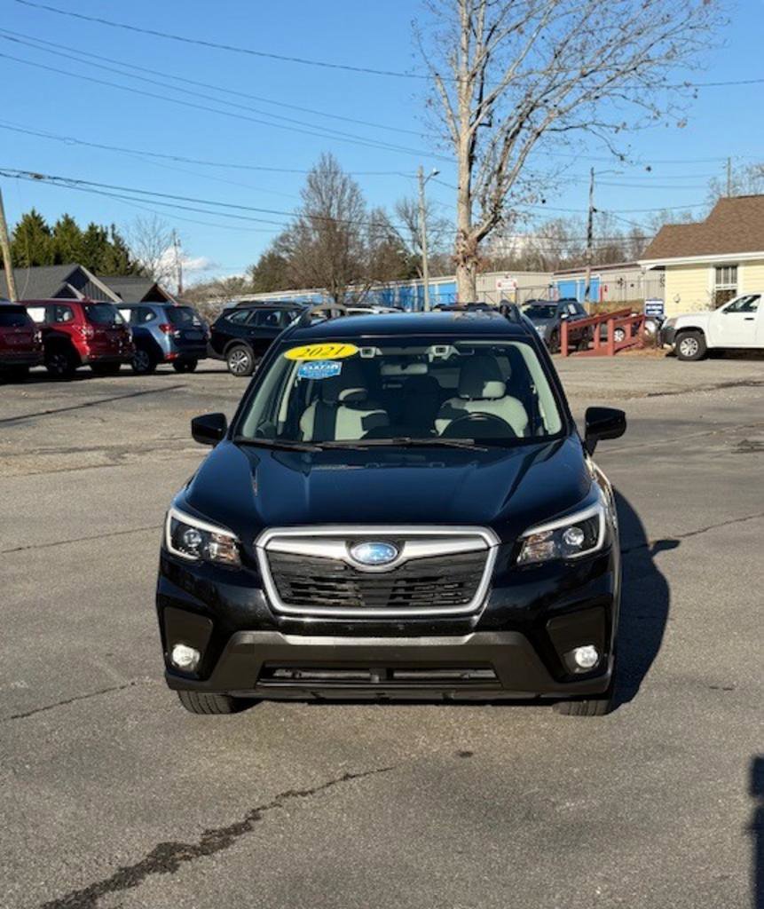 Used 2021 Subaru Forester Premium image 4