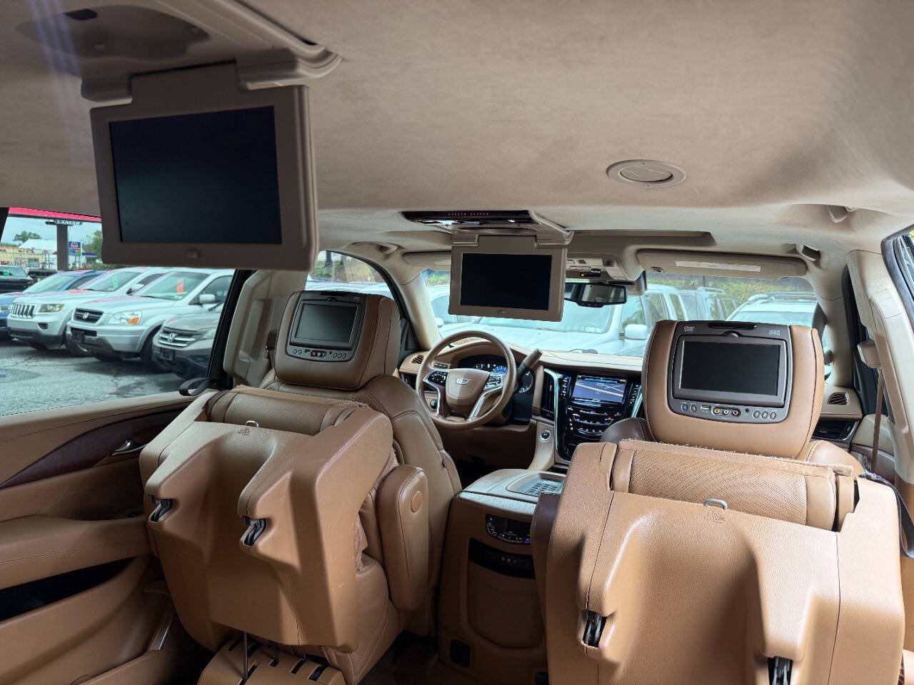 Used 2016 Cadillac Escalade ESV Platinum AWD/4WD image 42