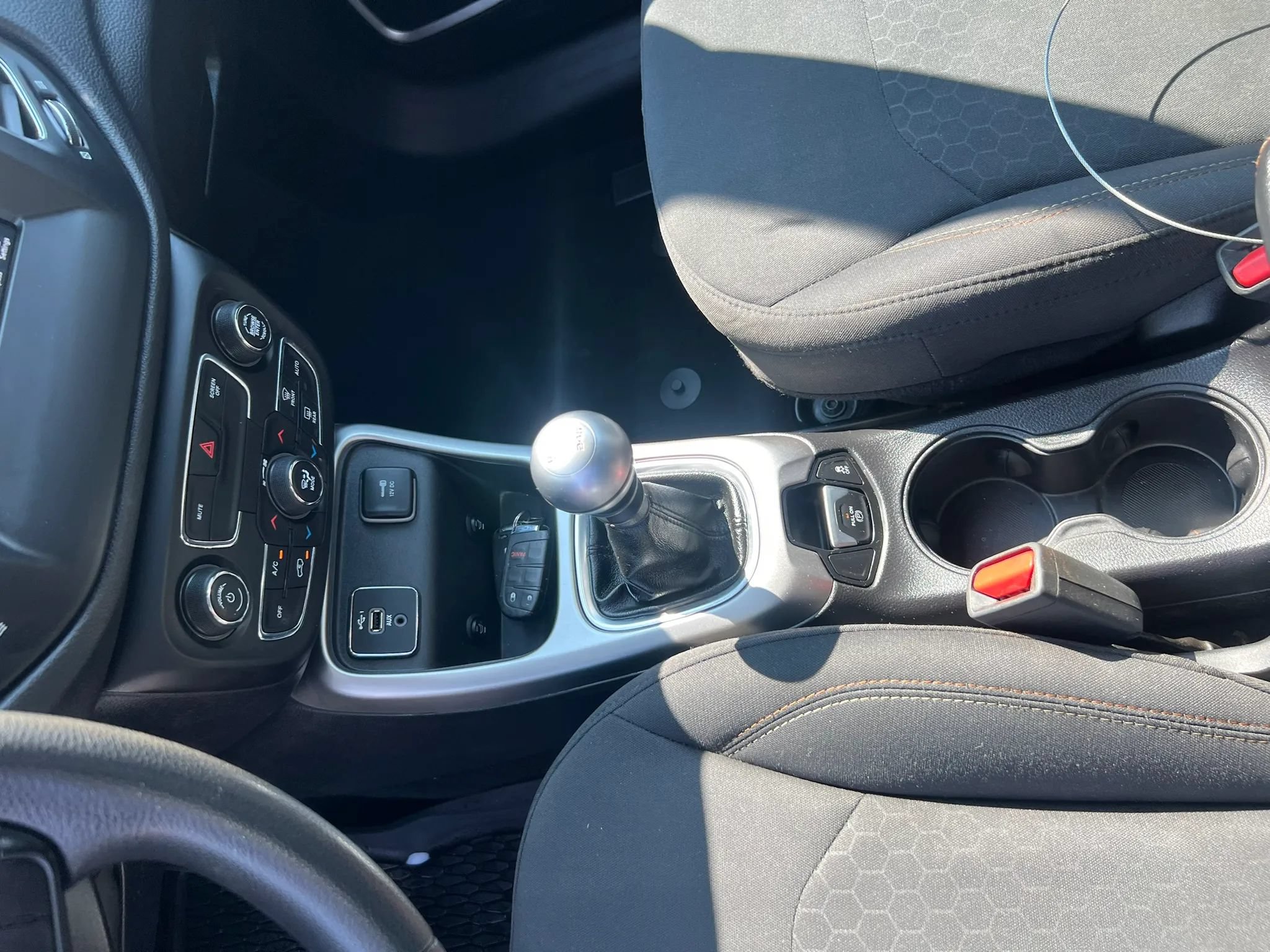 Used 2019 Jeep Compass Sport FWD image 16