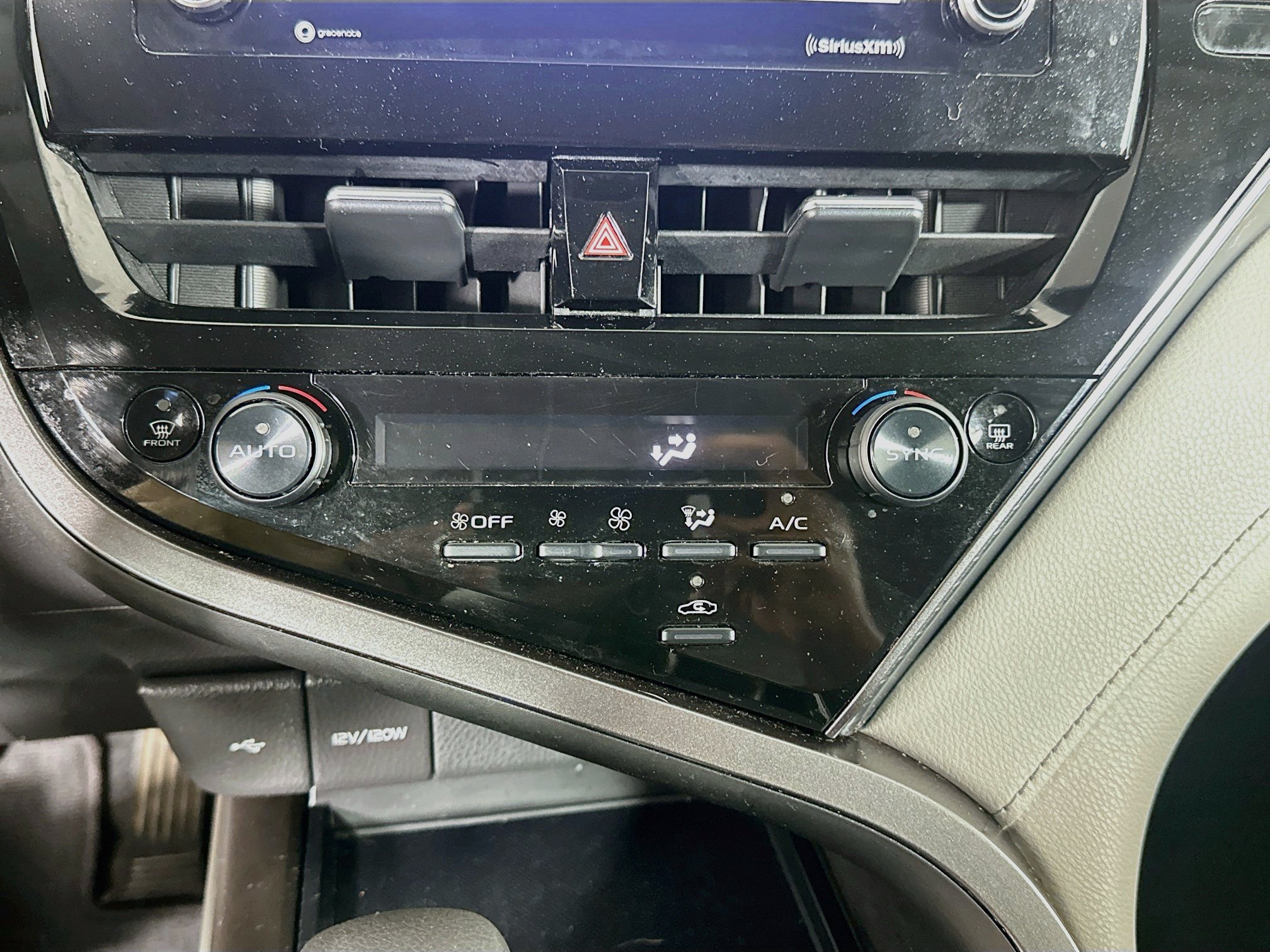 Used 2023 Toyota Camry LE FWD image 22